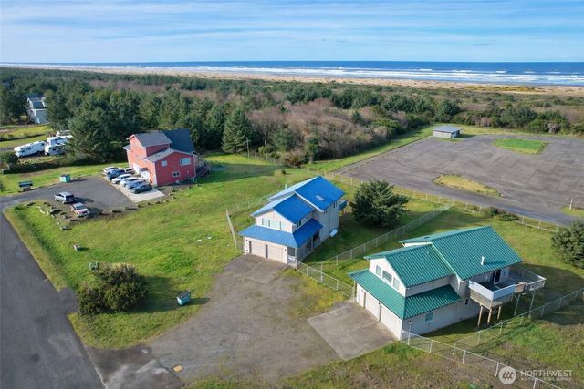 16 Ocean Boulevard, Ocean City, WA 98569