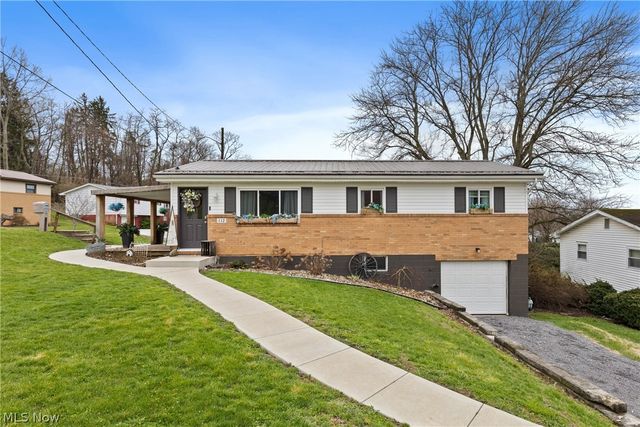 112 Parkview Drive, Wintersville, OH 43953