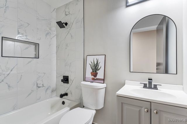 1110 Deramus Court, Prattville, AL 36066