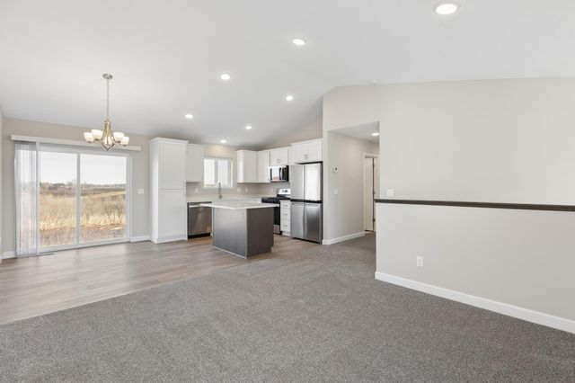 229 Terning Way, Howard Lake, MN 55349