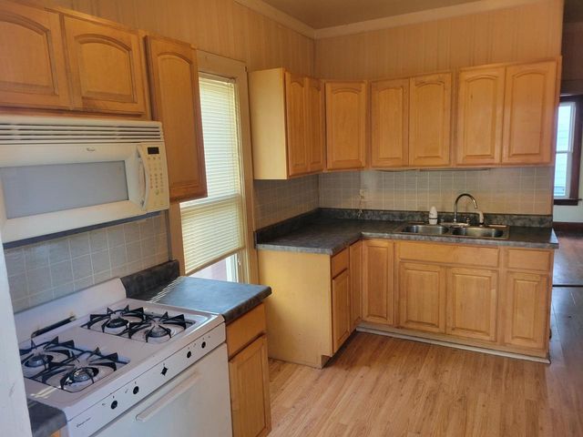 2511 61st STREET, Kenosha, WI 53143