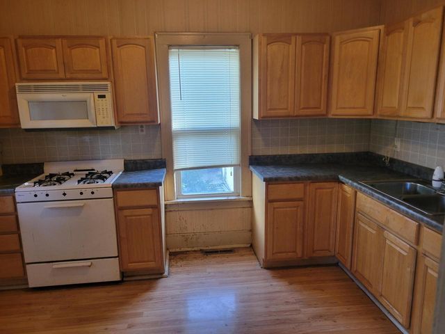 2511 61st STREET, Kenosha, WI 53143