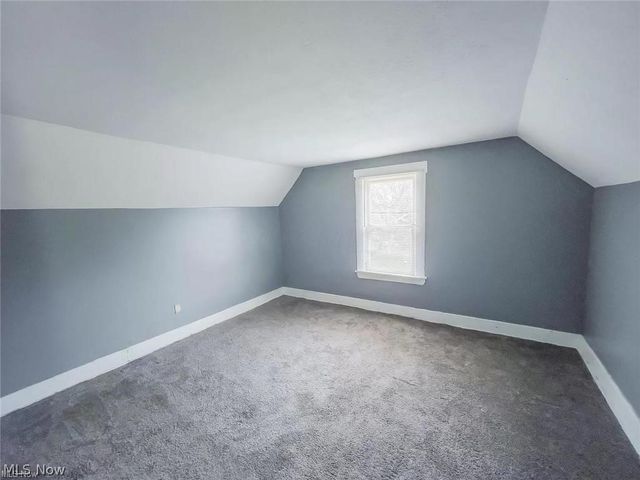 445 Saint Louis Avenue, Youngstown, OH 44511