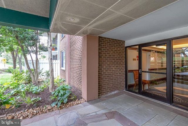 1515 S ARLINGTON RIDGE RD #603, Arlington, VA 22202