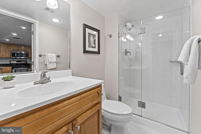 1515 S ARLINGTON RIDGE RD #603, Arlington, VA 22202