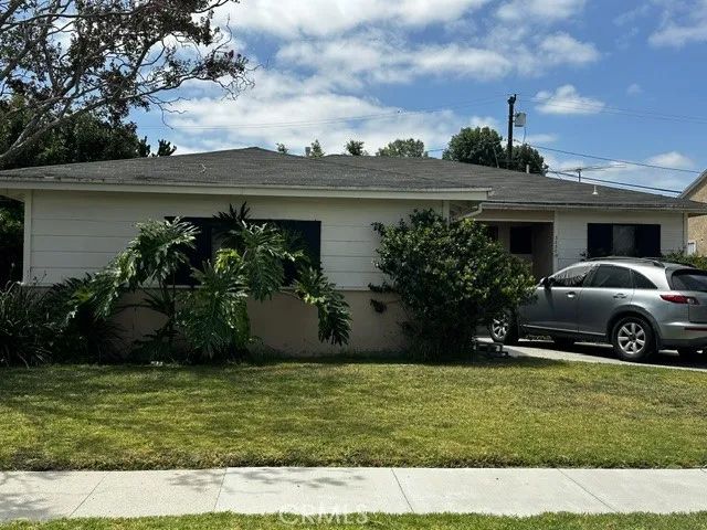 3650 E Poppy, Long Beach, CA 90805