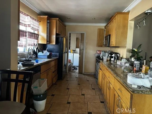 3650 E Poppy, Long Beach, CA 90805
