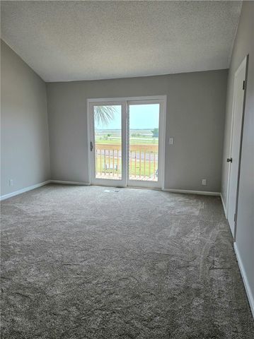 900 Lanier Blvd 6, Brunswick, GA 31520