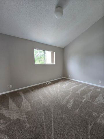 900 Lanier Blvd 6, Brunswick, GA 31520