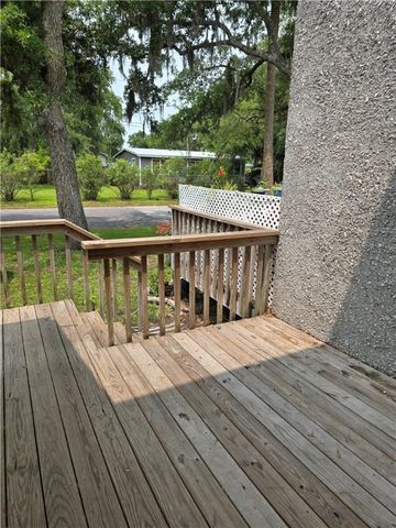 900 Lanier Blvd 6, Brunswick, GA 31520