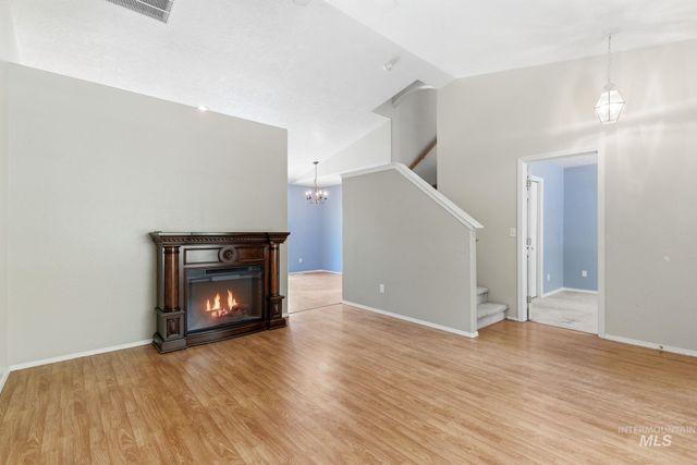 602 E Rosemary Street, Kuna, ID 83634
