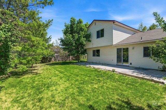 602 E Rosemary Street, Kuna, ID 83634