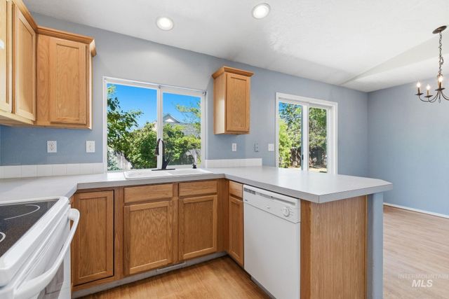 602 E Rosemary Street, Kuna, ID 83634
