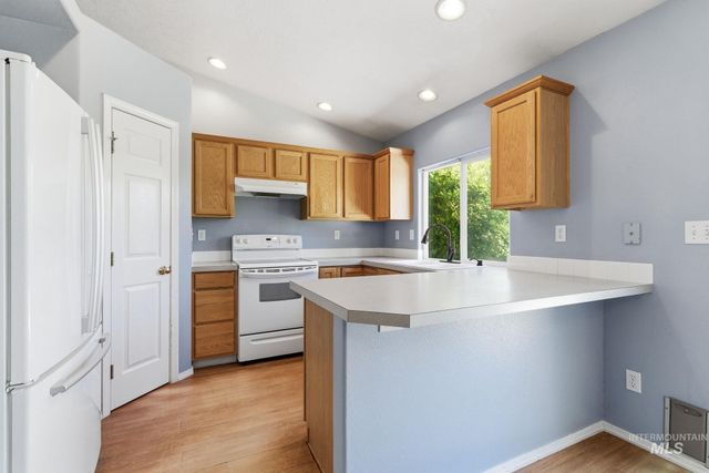 602 E Rosemary Street, Kuna, ID 83634