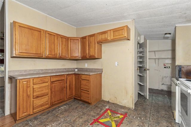 18007 SE 90TH STREET, Ocklawaha, FL 32179