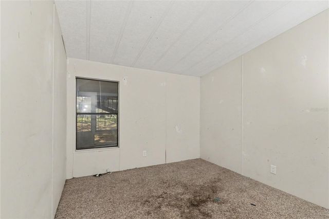 18007 SE 90TH STREET, Ocklawaha, FL 32179