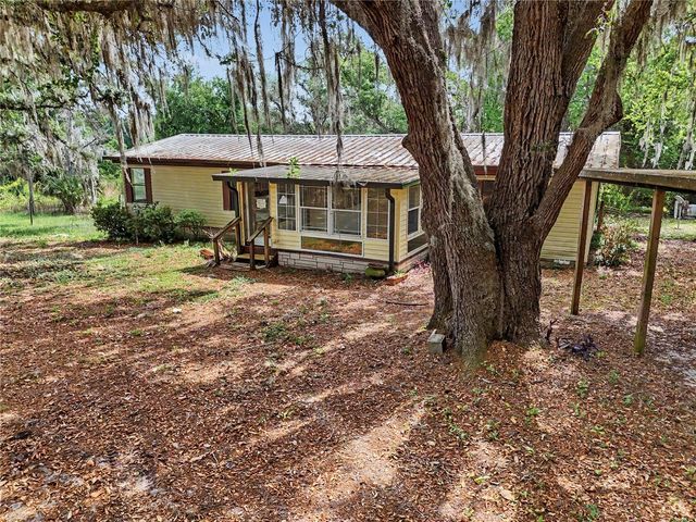 18007 SE 90TH STREET, Ocklawaha, FL 32179