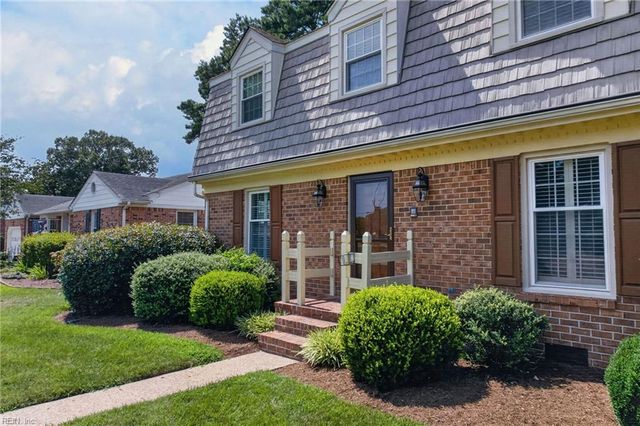 916 Five Forks RD, Virginia Beach, VA 23455