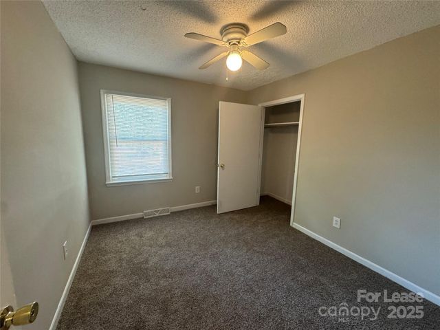 1502 Northwoods Drive, Kings Mountain, NC 28086