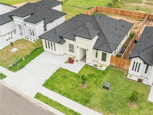 1216 E Evergreen Avenue, San Juan, TX 78589