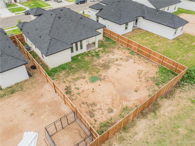1216 E Evergreen Avenue, San Juan, TX 78589