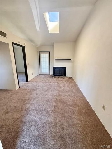 141 ASHLEY Drive, Fairview Heights, IL 62208