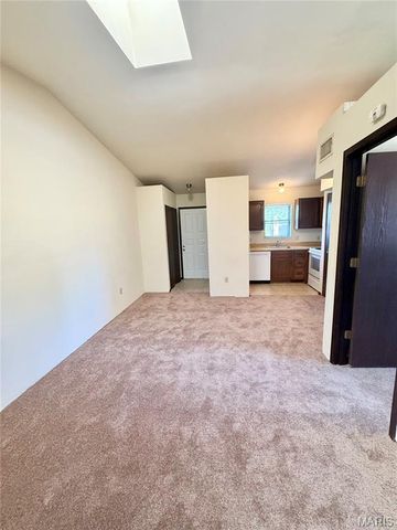 141 ASHLEY Drive, Fairview Heights, IL 62208