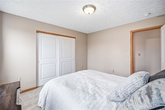 3173 SARANAC DR, South Pymatuning Twp, PA 16150