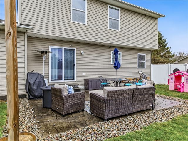 3173 SARANAC DR, South Pymatuning Twp, PA 16150