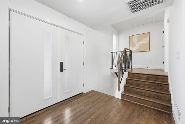 3415 BARGER DR, Falls Church, VA 22044