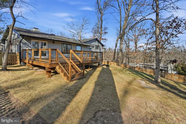 3415 BARGER DR, Falls Church, VA 22044