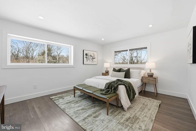 3415 BARGER DR, Falls Church, VA 22044