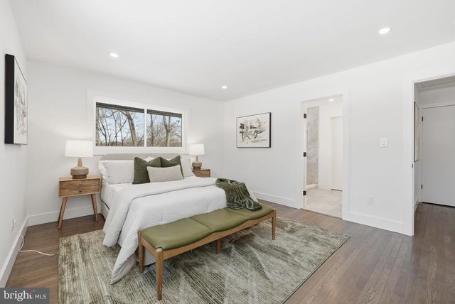 3415 BARGER DR, Falls Church, VA 22044