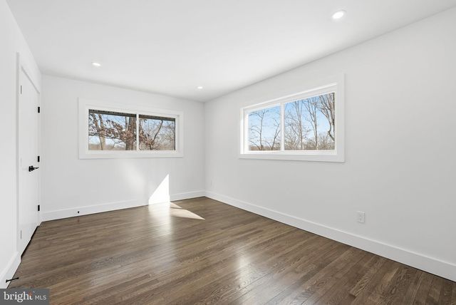 3415 BARGER DR, Falls Church, VA 22044