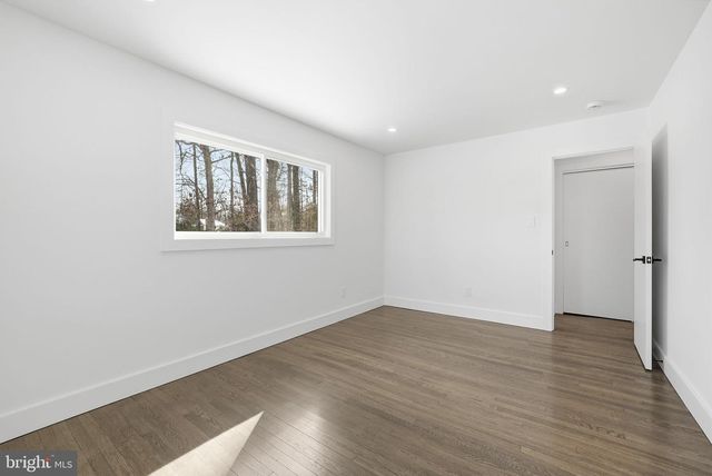 3415 BARGER DR, Falls Church, VA 22044