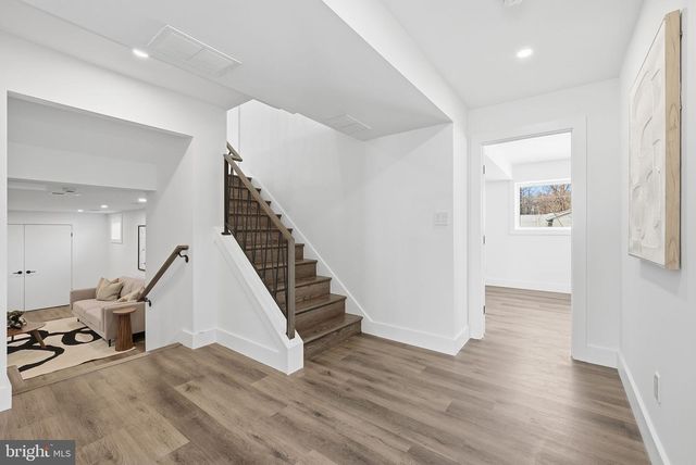 3415 BARGER DR, Falls Church, VA 22044