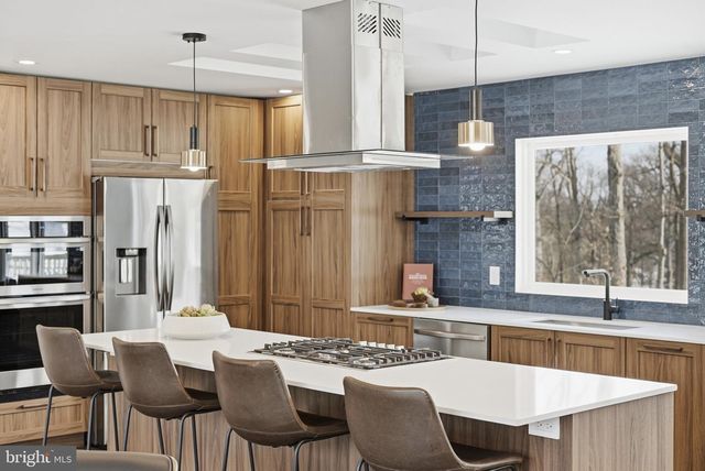 3415 BARGER DR, Falls Church, VA 22044