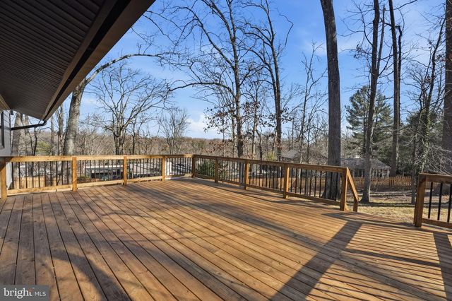 3415 BARGER DR, Falls Church, VA 22044