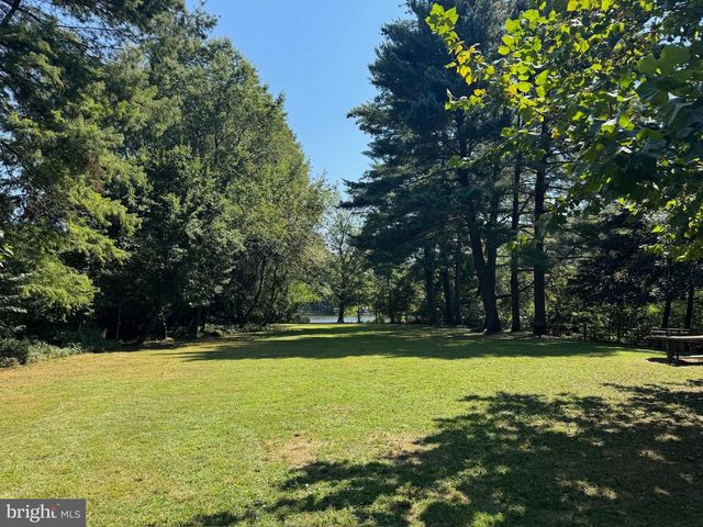 3415 BARGER DR, Falls Church, VA 22044