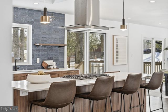 3415 BARGER DR, Falls Church, VA 22044