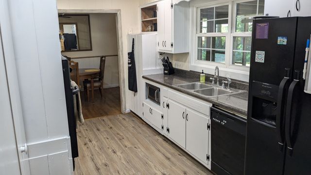 1215 Meadow Rd, Cookeville, TN 38501