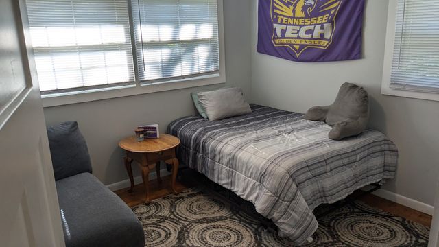 1215 Meadow Rd, Cookeville, TN 38501