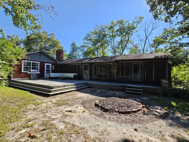 1215 Meadow Rd, Cookeville, TN 38501