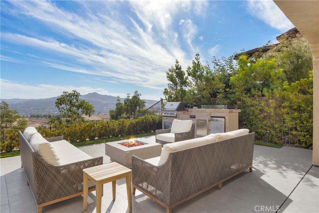 7 Paladino Court, Rancho Mission Viejo, CA 92694