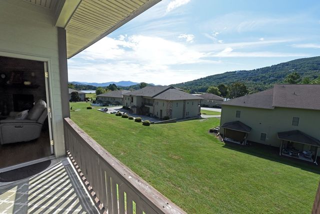 1724-H Watercrest Way, Hiawassee, GA 30546