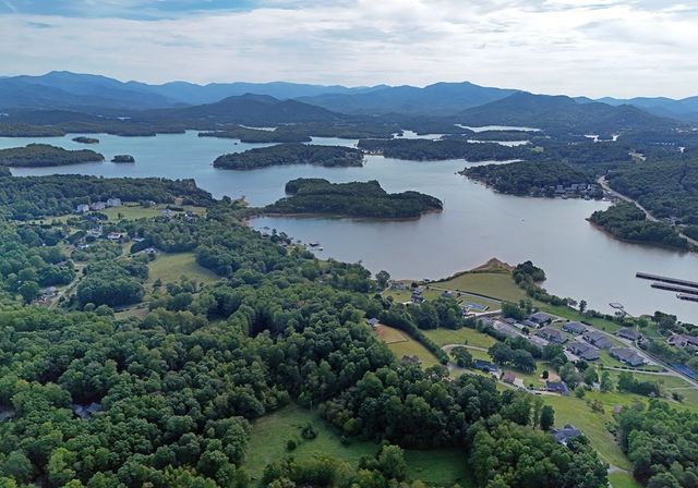 1724-H Watercrest Way, Hiawassee, GA 30546
