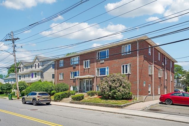 145 Warren St. 7, Watertown, MA 02472