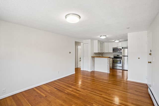 145 Warren St. 7, Watertown, MA 02472
