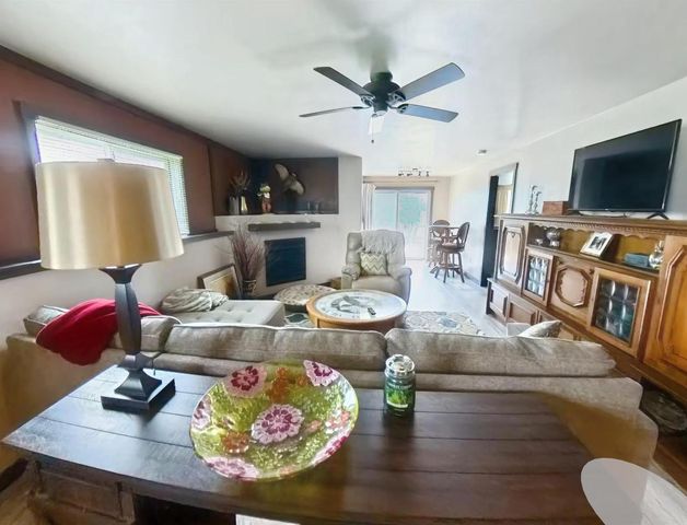 637 Garfield Avenue, Evansville, WI 53536