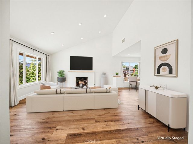 28817 Barragan, Agoura Hills, CA 91301